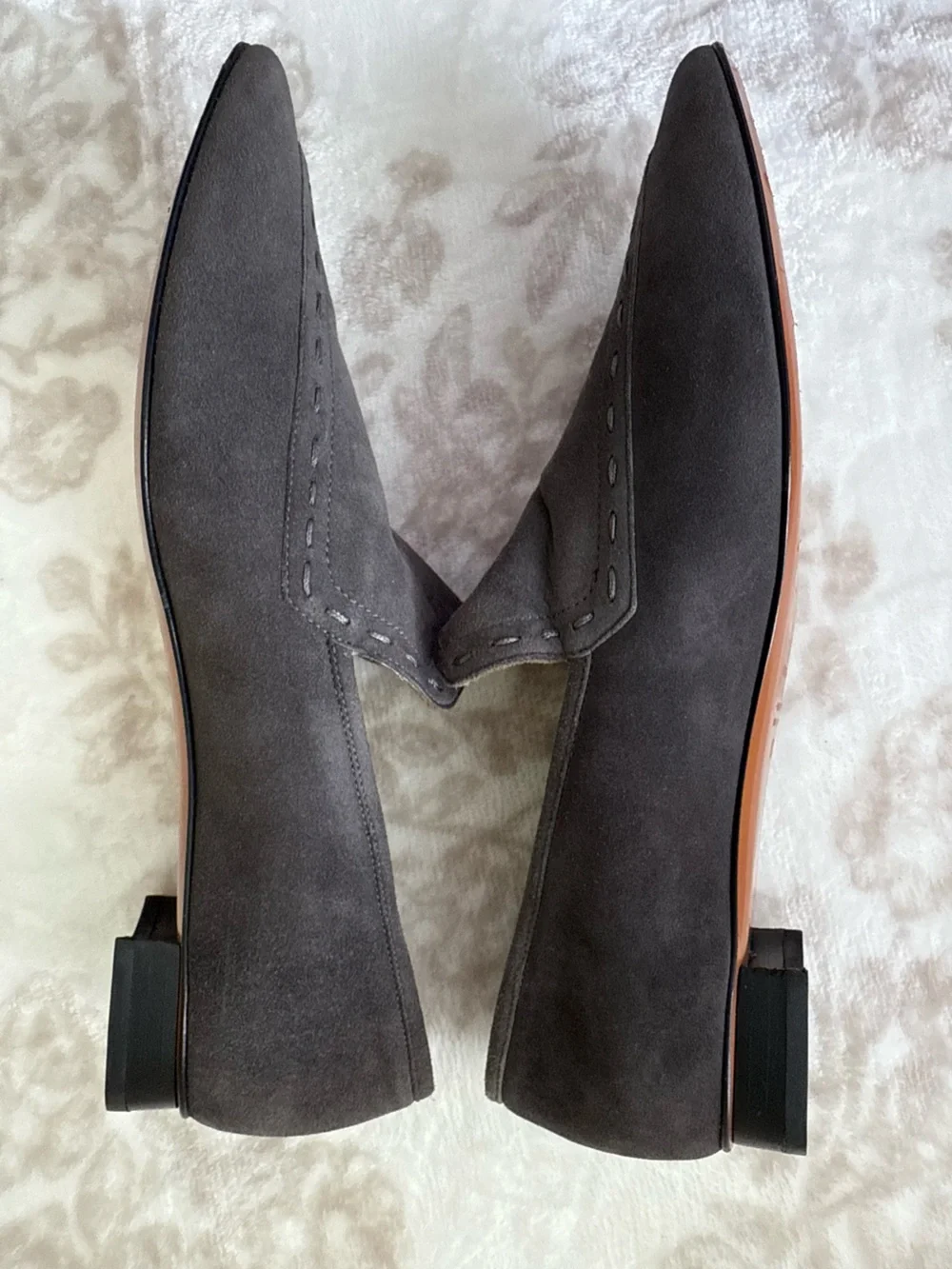 Aquatalia Gray Suede Slip On Loafers Pointed Toe Italy